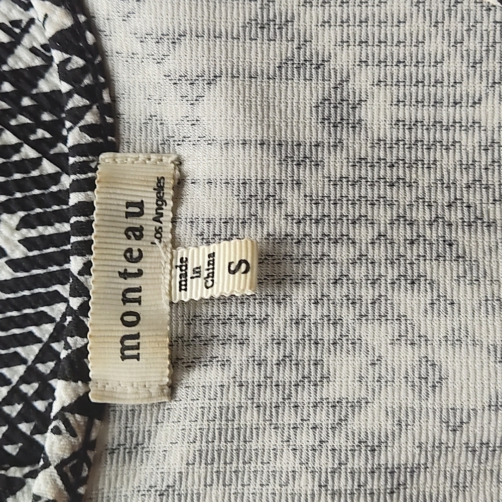 NWOT Black and White V Neck Flirty Fall Dress Size S - Picture 3 of 4